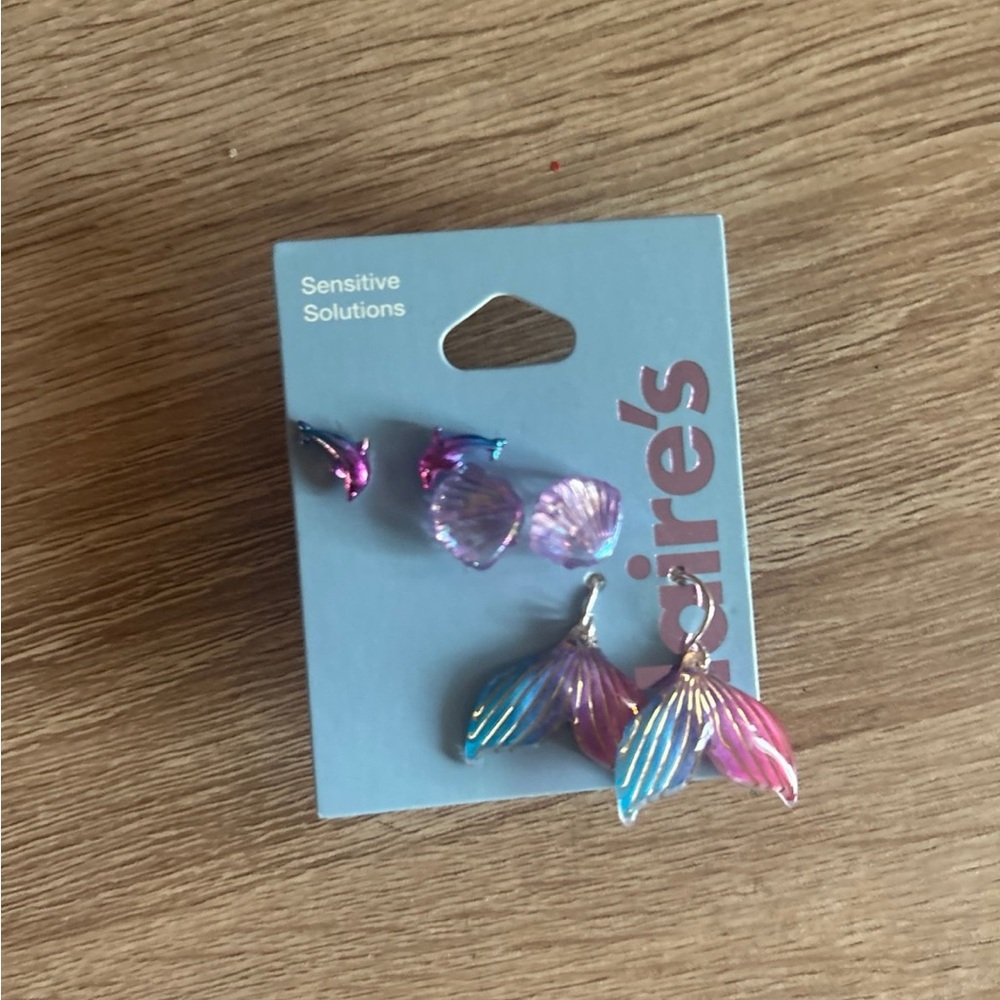 Claire's Iridescent Mermaid Tail Earrings